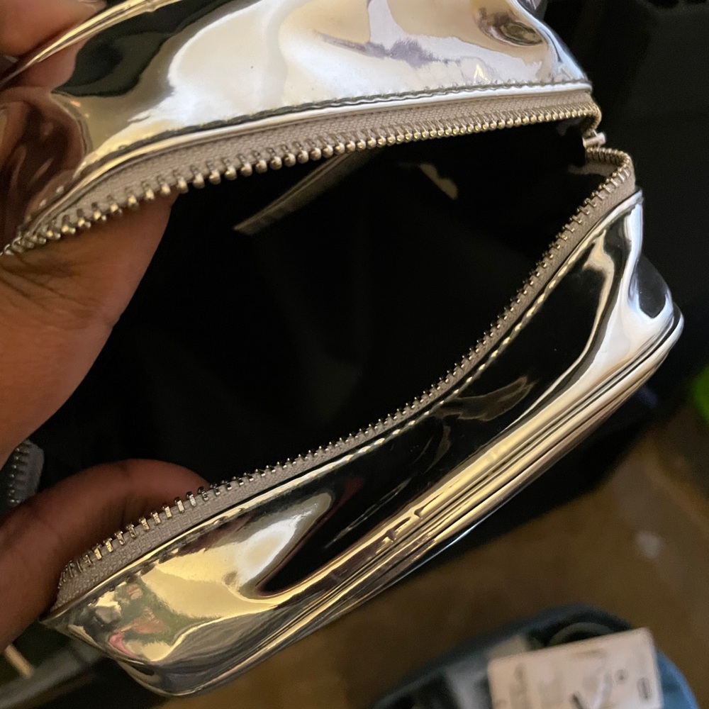 pouch - Picture 2 of 2